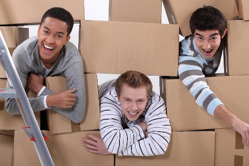 Student storage options in Addiscombe for term-time belongings